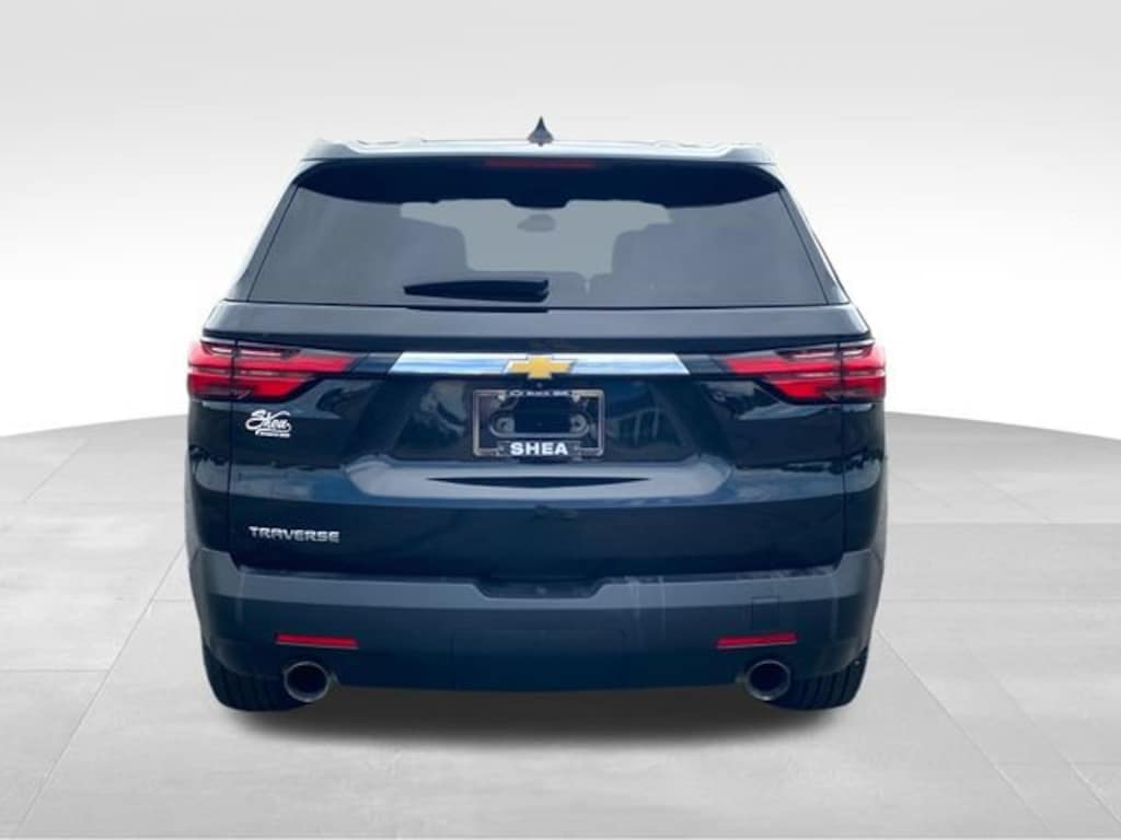 Used 2023 Chevrolet Traverse LS SUV
