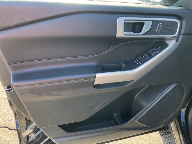 2023 Ford Explorer XLT - Photo 17