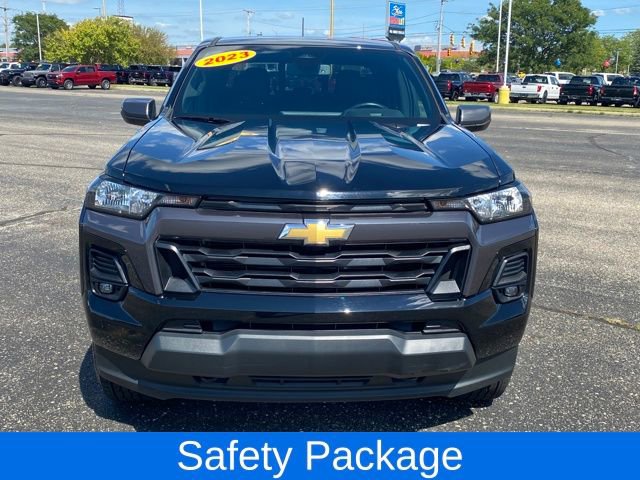 2023 Chevrolet Colorado LT photo 2