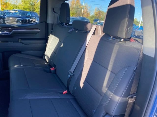 2024 GMC Sierra 1500 SLE - Photo 15