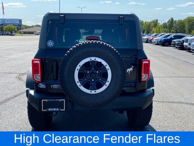 2023 Ford Bronco Base photo 4
