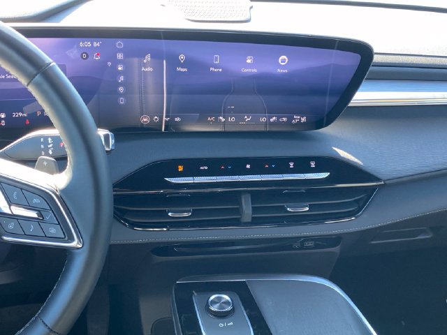 2025 Buick Enclave Preferred - Photo 10