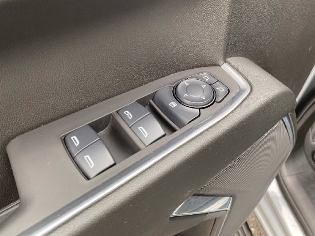 2025 Chevrolet Silverado 1500 LT - Photo 18