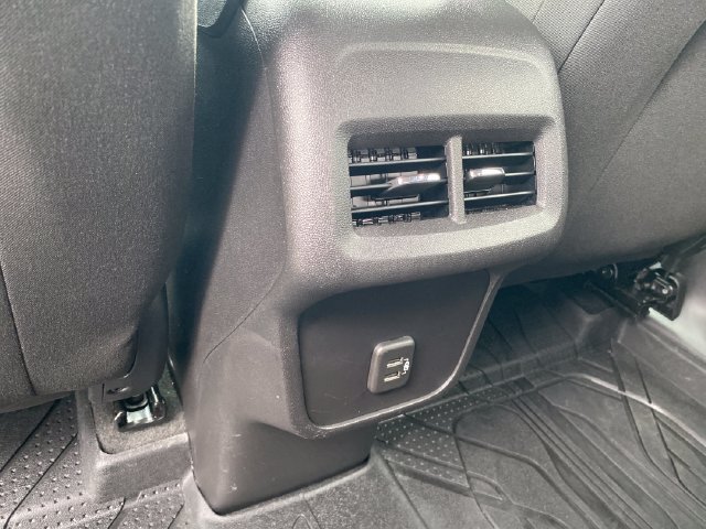 2024 Chevrolet Equinox LT - Photo 19