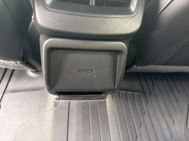 2024 Chevrolet Equinox EV LT - Photo 35