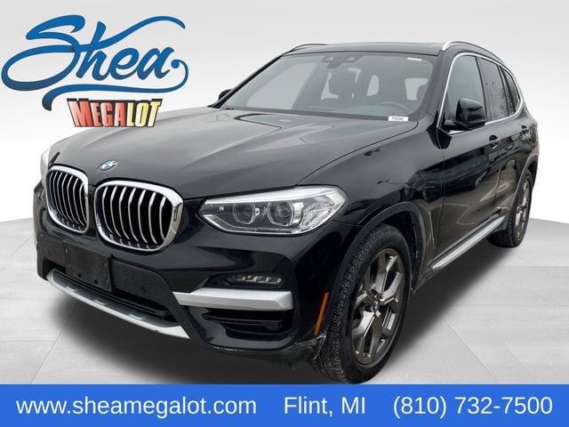 2021 BMW X3 30e's photo