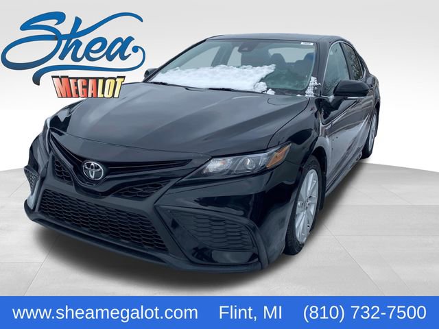 2023 Toyota Camry SE's photo