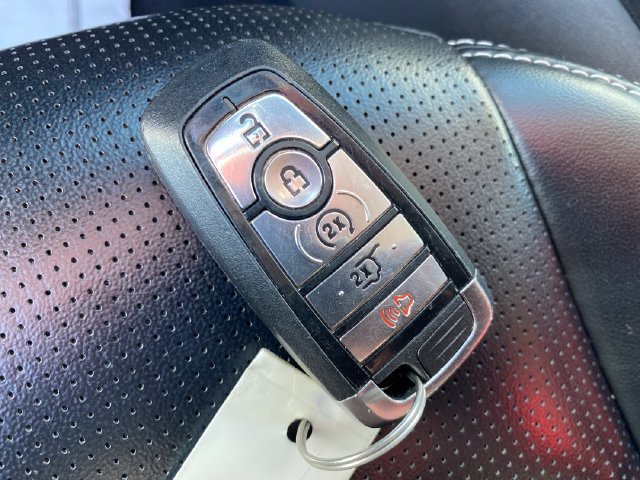 2024 Ford Escape Platinum - Photo 24