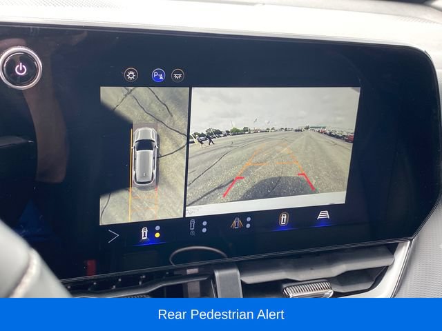 2025 Chevrolet Equinox LT - Photo 12