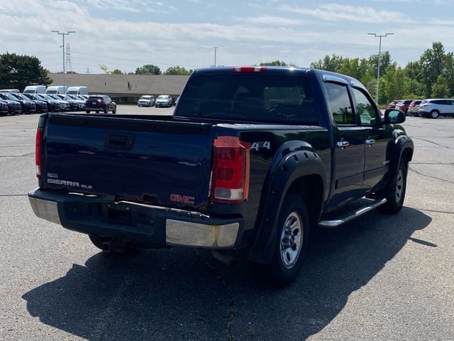 Used 2011 GMC Sierra 1500 SLE with VIN 3GTP2VEA7BG119492 for sale in Flint Township, MI