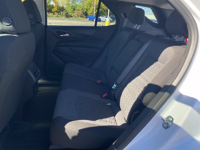 2024 Chevrolet Equinox LT - Photo 18