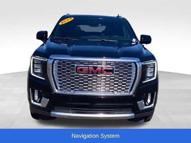 2024 GMC Yukon Denali - Photo 2