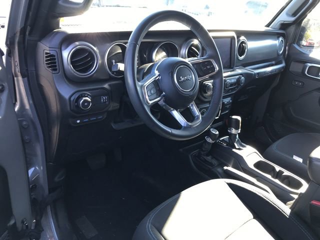 2023 Jeep Wrangler Rubicon 4xe photo 2