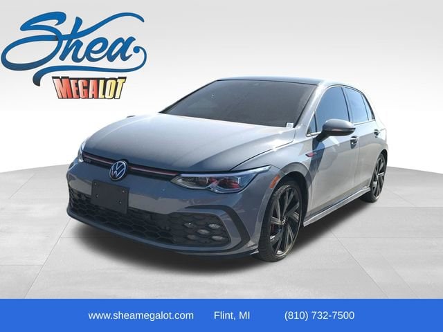 2022 Volkswagen Golf GTI 2.0T SE 4-door's photo