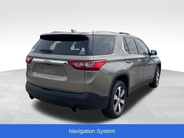 Used 2018 Chevrolet Traverse 3LT with VIN 1GNEVHKW2JJ233341 for sale in Flint Township, MI