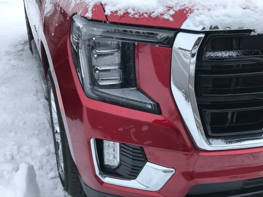 Used 2024 GMC Yukon SLE SUV