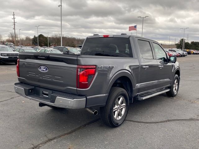 2024 Ford F-150 XLT photo 3