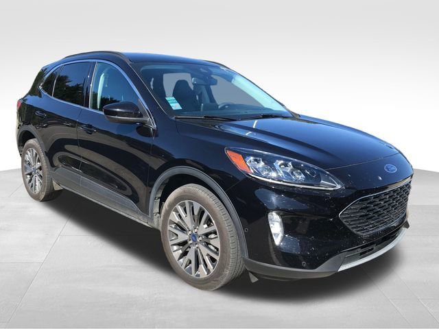 2021 Ford Escape Titanium photo 2