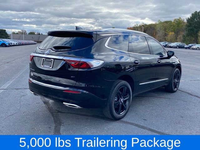 2024 Buick Enclave Essence photo 3