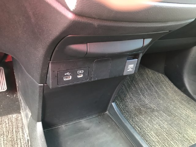 2025 Honda Odyssey EX-L - Photo 10