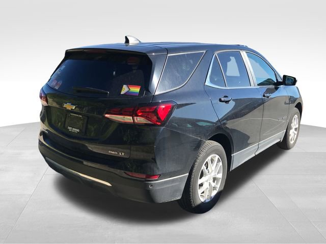2024 Chevrolet Equinox LT photo 2