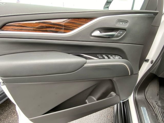 2023 Cadillac Escalade ESV Luxury - Photo 23