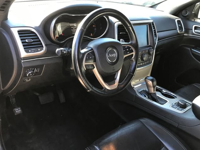 2017 Jeep Grand Cherokee Limited photo 2