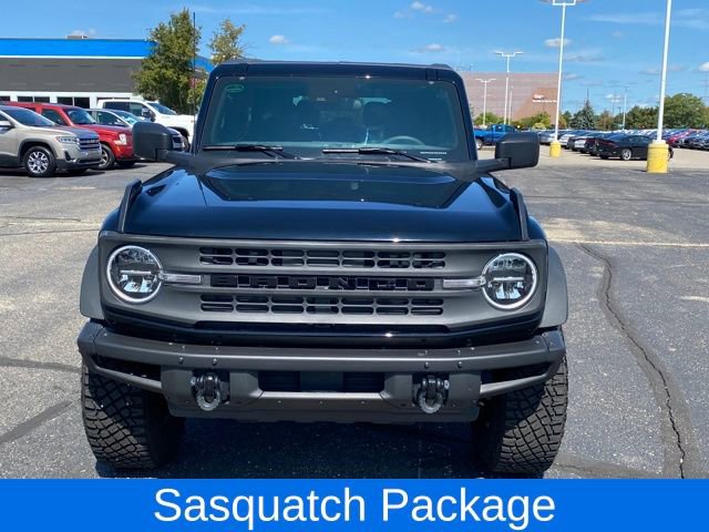 2023 Ford Bronco Base photo 2