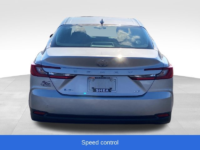 2025 Toyota Camry LE - Photo 3