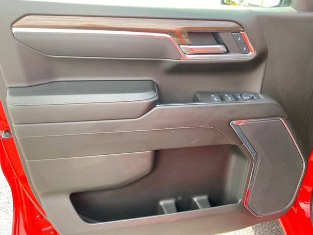 2025 Chevrolet Silverado 1500 LT - Photo 17