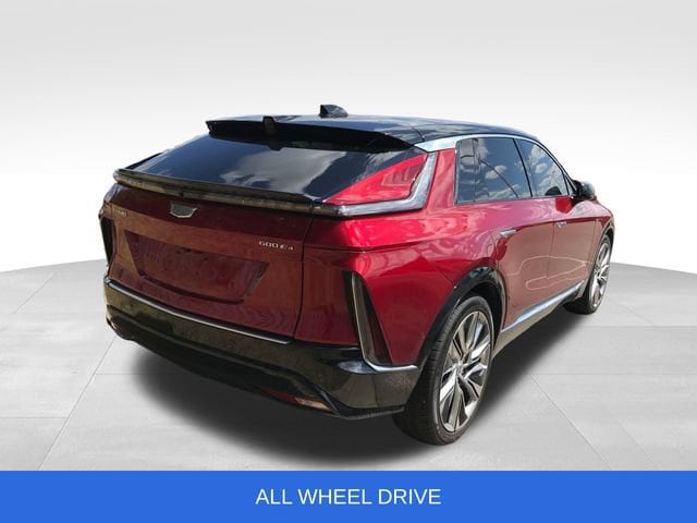 Used 2024 Cadillac LYRIQ Luxury 3 with VIN 1GYKPSRL3RZ123369 for sale in Flint Township, MI