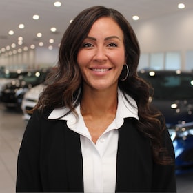 Staff member Erin Donahue from 7740651ce271