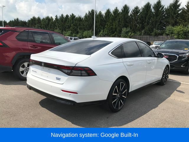 2023 Honda Accord Hybrid Touring photo 2