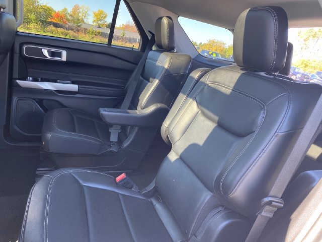 2023 Ford Explorer XLT - Photo 18