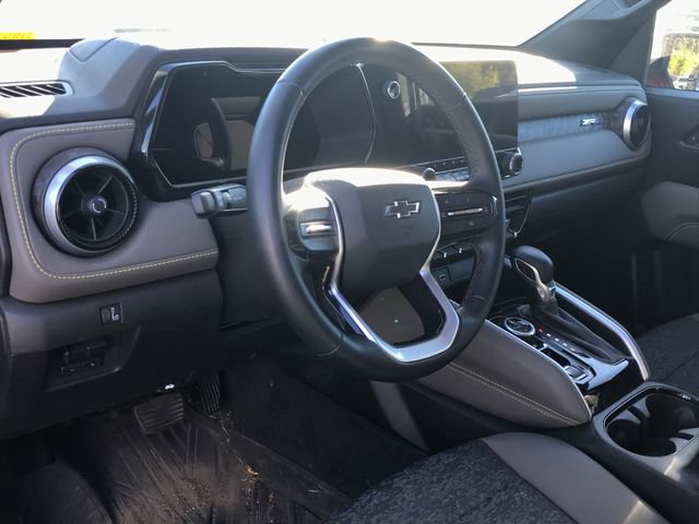 2024 Chevrolet Colorado ZR2 photo 3