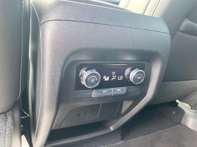 2025 Buick Enclave Preferred - Photo 21