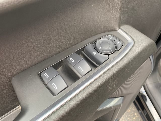 2025 Chevrolet Silverado 1500 LT - Photo 17
