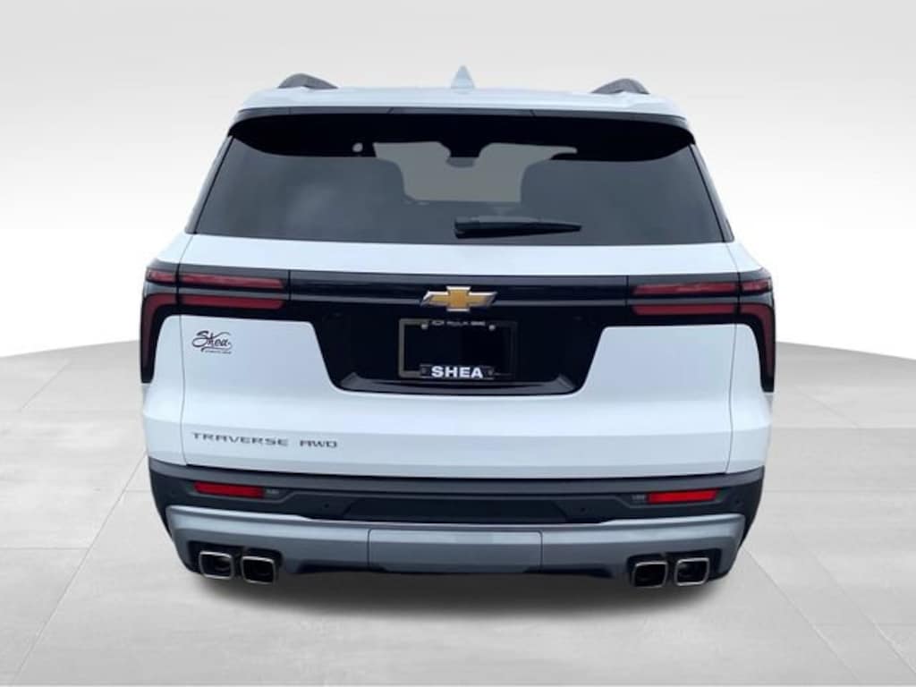 Used 2026 Chevrolet Traverse LT SUV