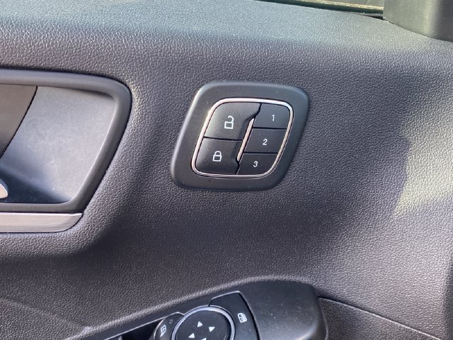 2024 Ford Escape Platinum - Photo 31