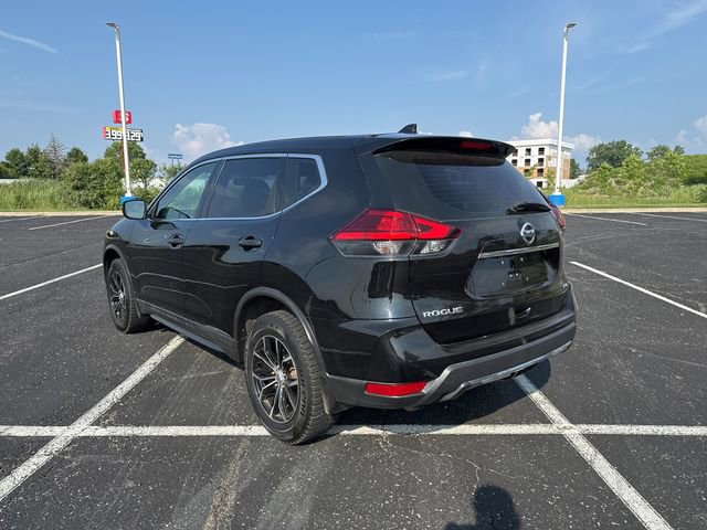 2017 Nissan Rogue S photo 3