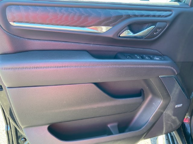 2024 GMC Yukon Denali - Photo 18