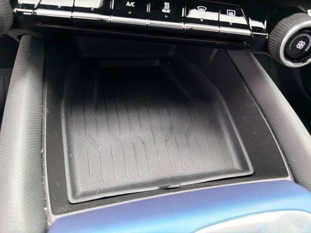 2024 Chevrolet Equinox EV LT - Photo 27