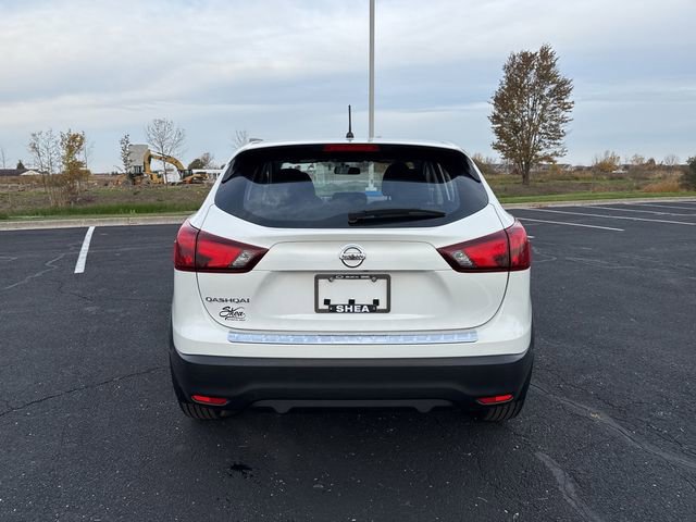 2018 Nissan Rogue Sport S photo 4