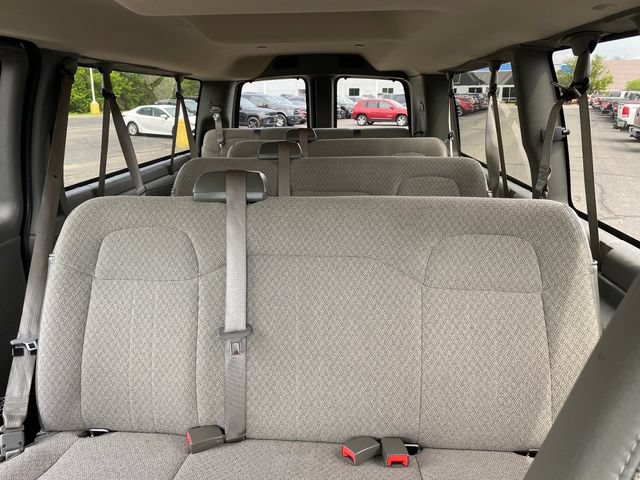 2025 Chevrolet Express Passenger 17