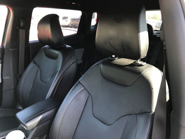 2023 Jeep Compass Latitude Lux photo 4
