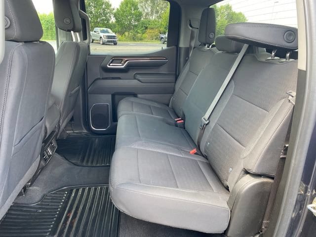 2024 Chevrolet Silverado 1500 LT - Photo 18