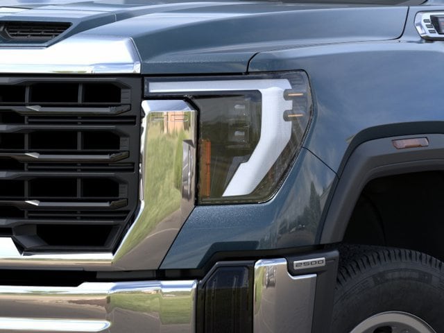 2026 GMC Sierra 2500HD Pro - Photo 10
