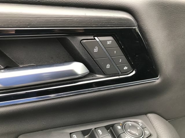 2025 GMC Yukon XL Denali - Photo 17