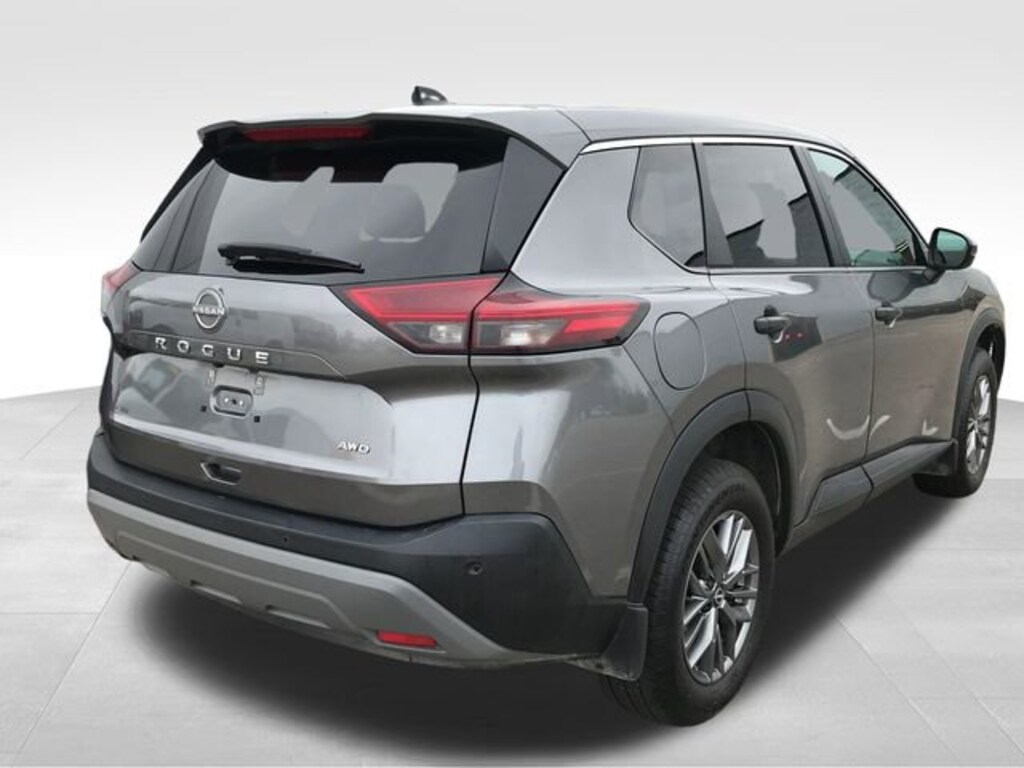 Used 2022 Nissan Rogue S
