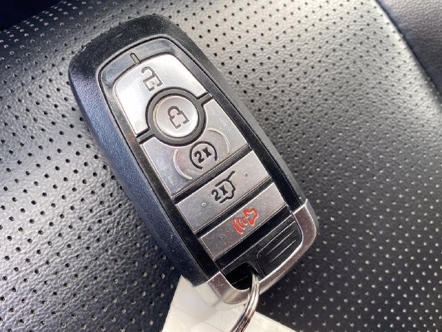 2024 Ford Escape Platinum - Photo 25